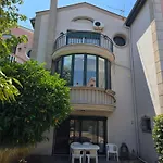 Alex House Garden Apartment *