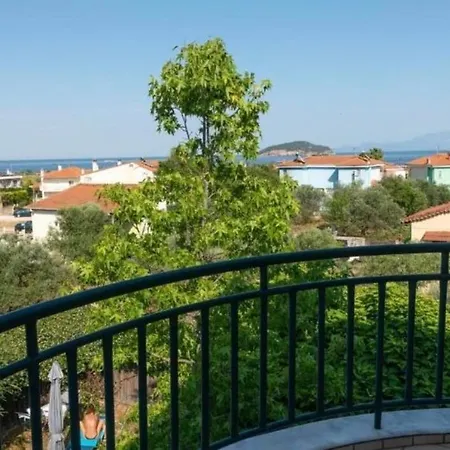Alex House Garden Apartment Nea Iraklitsa