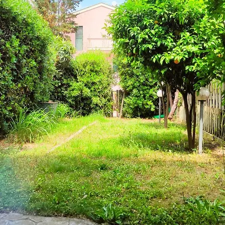 Apartamento Alex House Garden Nea Iraklitsa