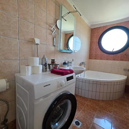 Alex House Garden Apartment *