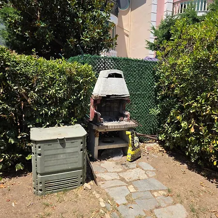 Alex House Garden Nea Iraklitsa
